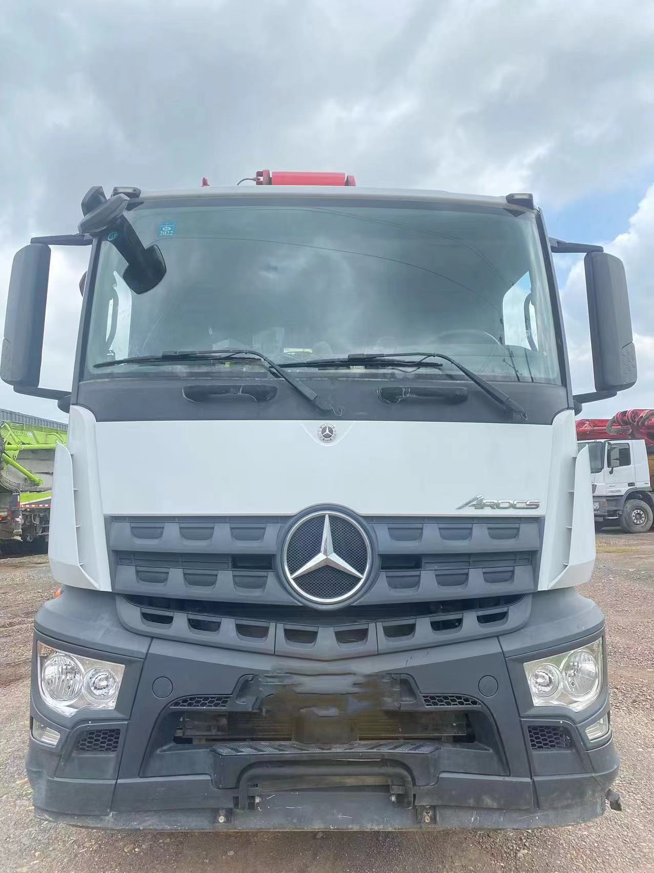 2021 Sany 62 Meter Mercedes Chassis Yellow And White Good Condition Second Hand Concrete Pump Truck
