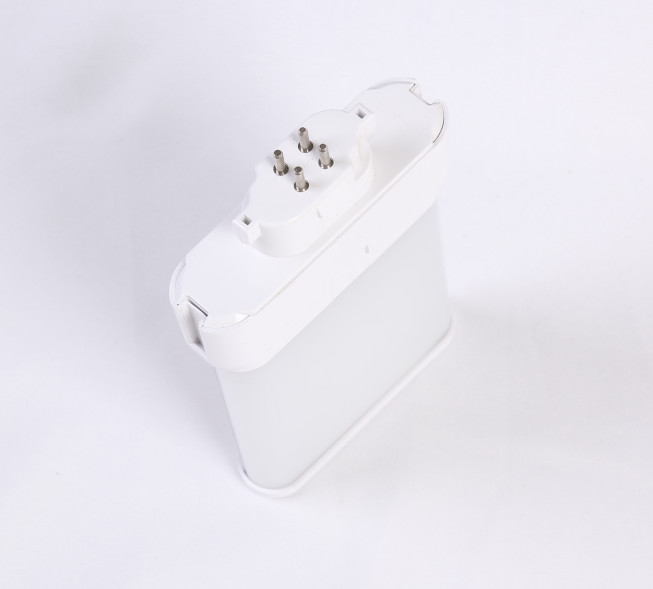 FML High Brightness 4 Pin Light Bulb LED GX10Q Base Type 3 Years Warranty
