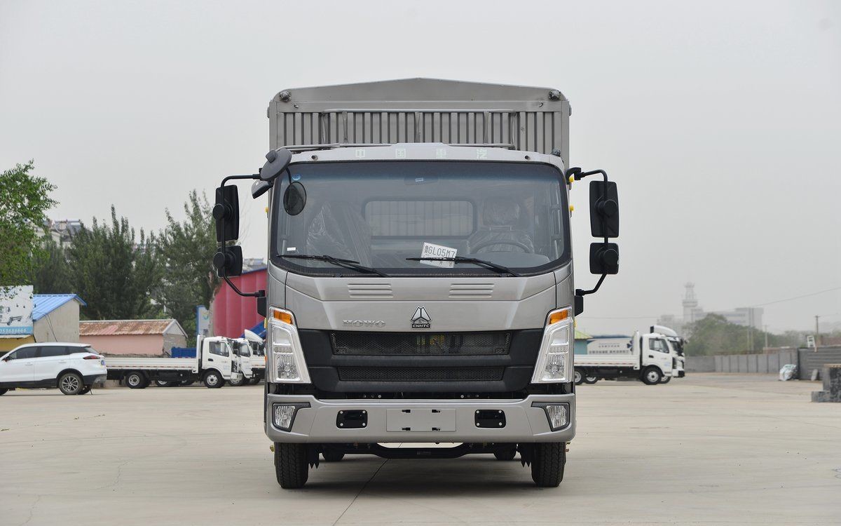 Heavy Duty Warehouse Light Cargo Truck HOWO Hummer H 140HP 4.15M