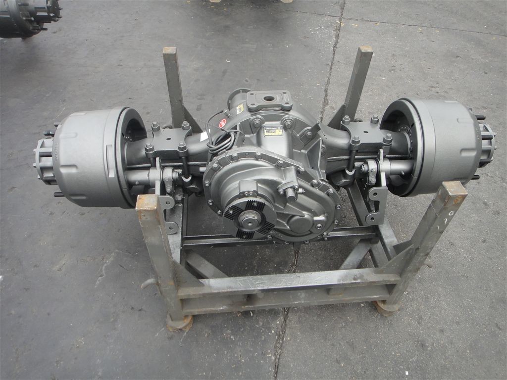 MAN Truck 13T rear axle made in china all kinds Disc brakes,/drum brakes