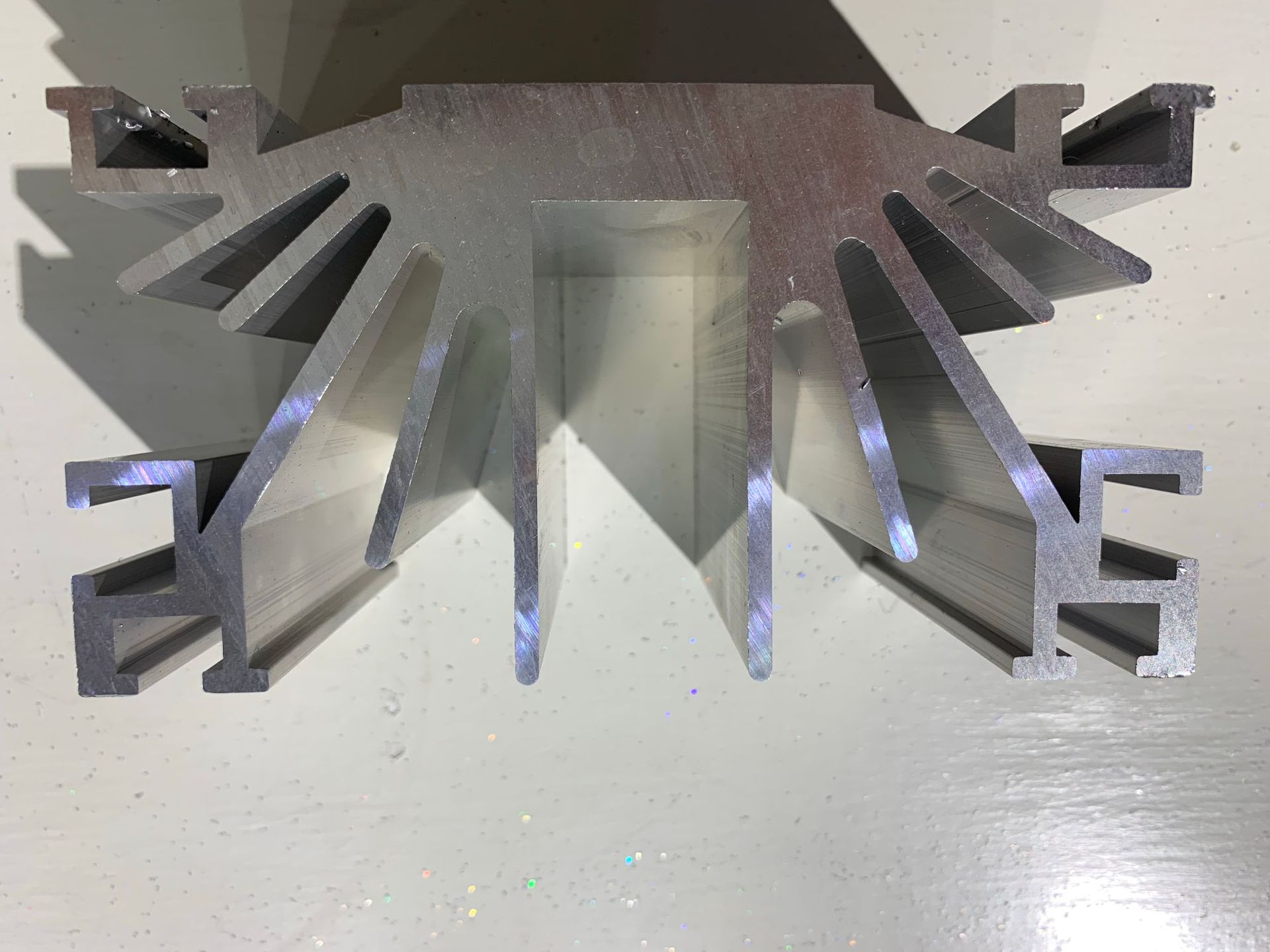 Bending Alloy Aluminum Extrusion Profiles Heat Sink Multipurpose