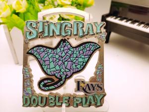 China Promotion Gifts Zinc Alloy Medal Personalized Medal Square Shaped wholesale