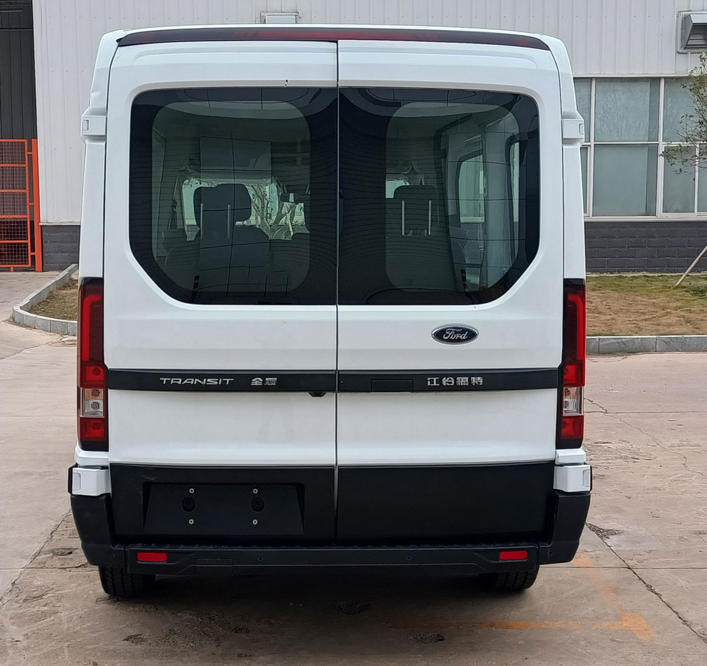 6 Seater - 9 Seater Minibus Vehicle Diesel 4x2 Drive Luxury Minibus