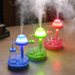 China Small bean sprouts night light humidifier wholesale