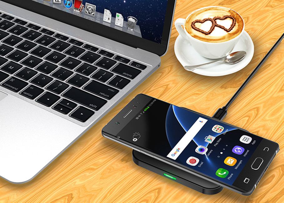 Quick Charge Portable Wireless Charging Pad Qi Certified For Mobile Phone