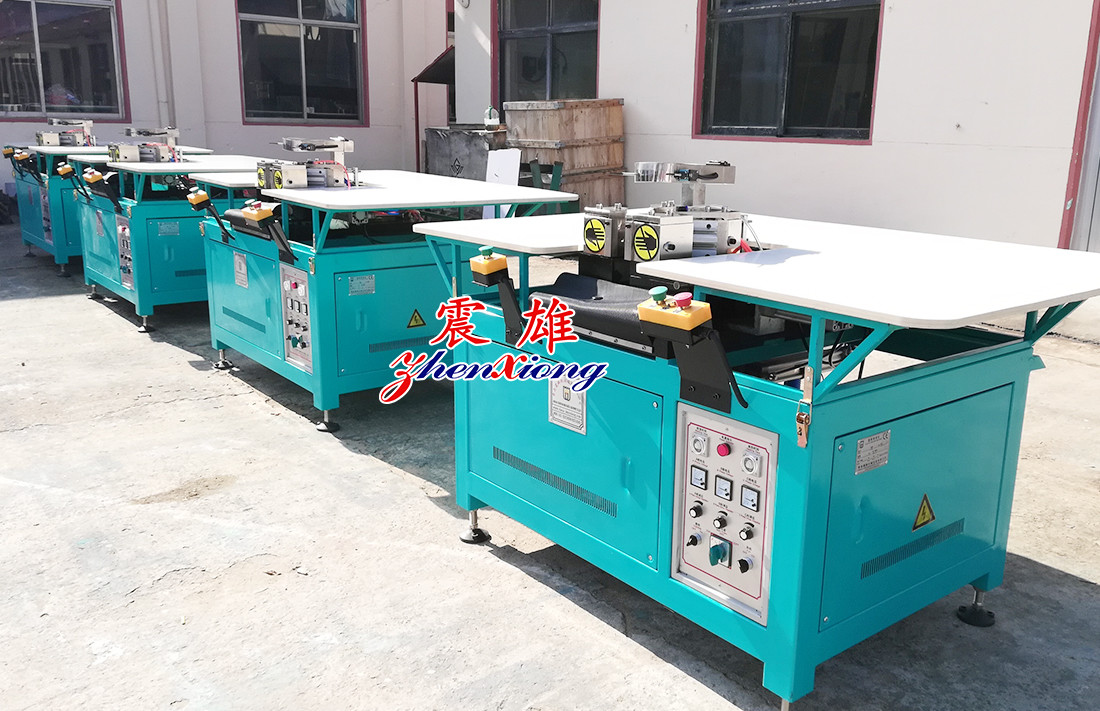 Auto Gasket Welding Machine PLC Control Welding Firmly Door Gasket Production Line