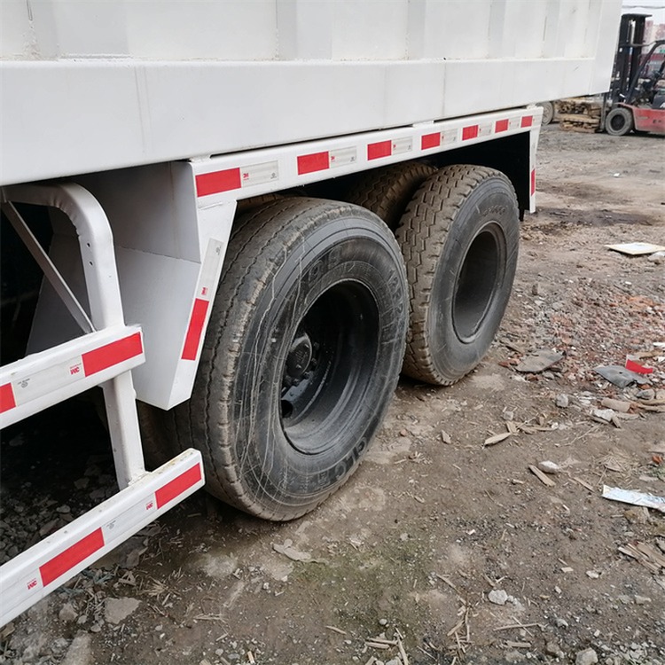 Second-hand Japan Hino Used Dump Trucks With YUCHAI Engine In Working Hours 2020