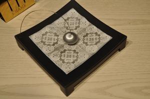 China Parties 3ply printed paper napkins And Serviettes With Gold Flower wholesale