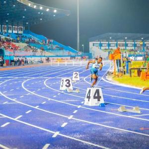 China IAAF Certificated Athletic Running Tracks 13mm Full Pour System wholesale