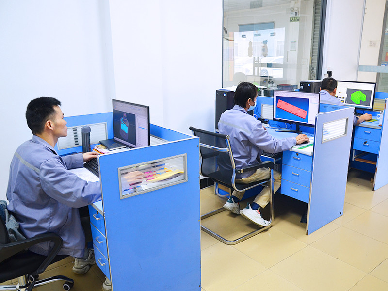 Grinding / EDM Screw Parts Bottle Cap Molding With High Quality
