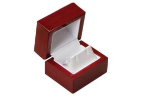 China Elegant Style Wooden Jewelry Box Logol Painting Square Environmentally Friendly wholesale
