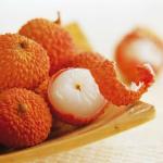 Lychee Canned Fruits Vegetables Litchi Whole / Broken In Light Syrup