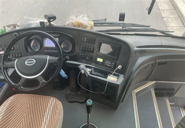 220Hp 39 Seats Used Higer Bus 2016 Year 2nd Hand Coach Bus With Euro IV Diesel And AC