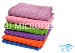 Square PVC Non-Slip Skidless Yoga Towel / Super Absorbent Non Skid Yoga Towel
