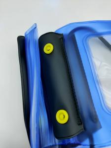 China Sports Waterproof Container For Phone High Tensile Strength Sandproof wholesale