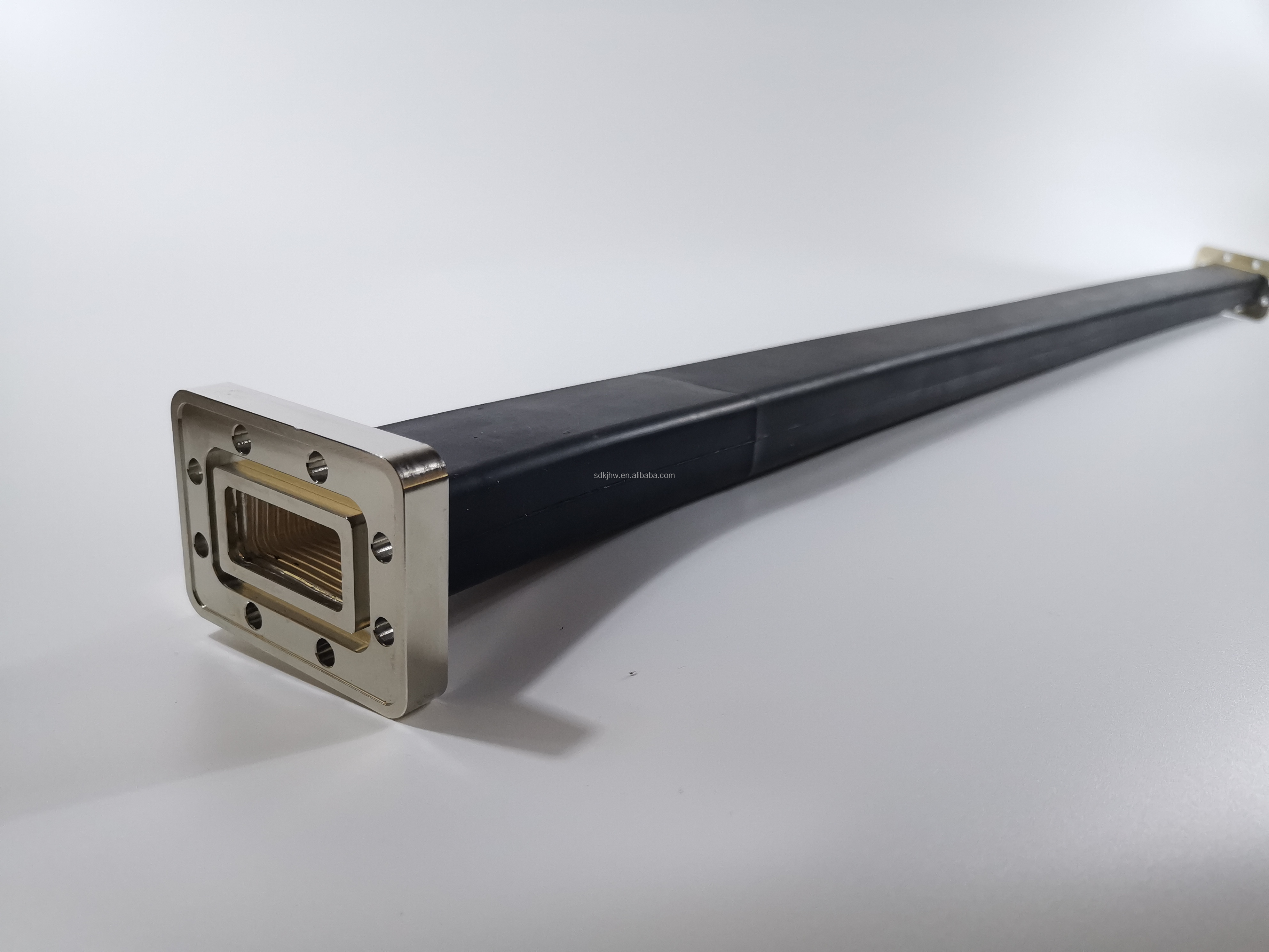 Nickel-plated Copper Flange 1.8M Microwave Flexible Twistable Waveguide for 7/8GHz Dual Polarization Antenna