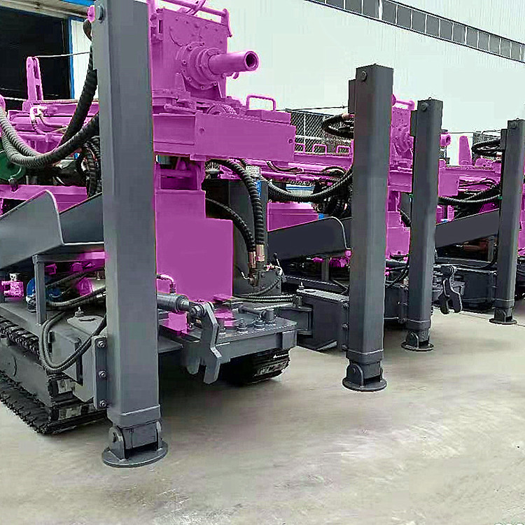 70KW Crawler Water Well Drilling Rig Hydraulic Borehole Deep Water Well Drilling Machine