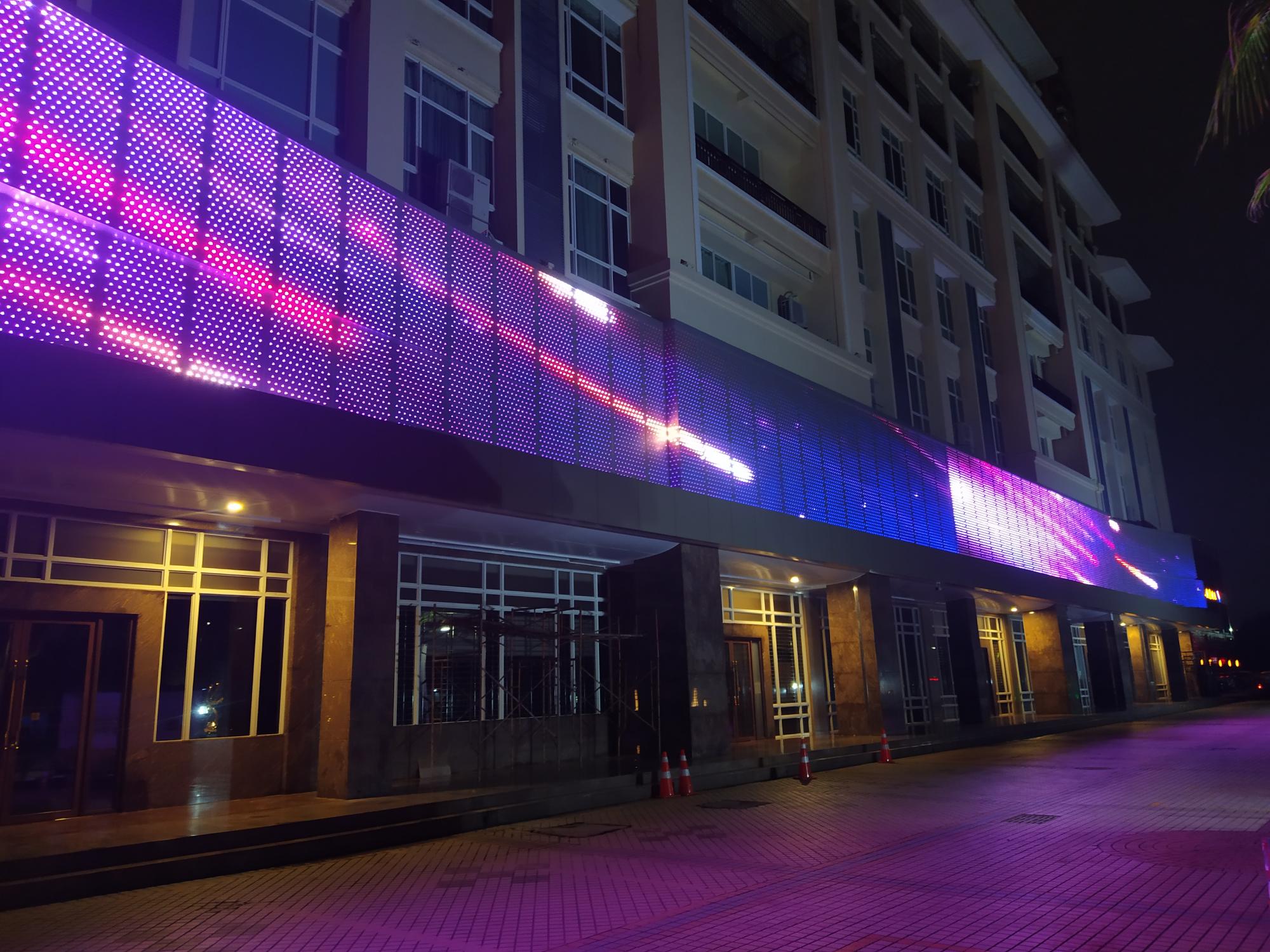 Entertainment Lighting LED Pixel Screen 30MM Pixel Dot DMX for Media Facade