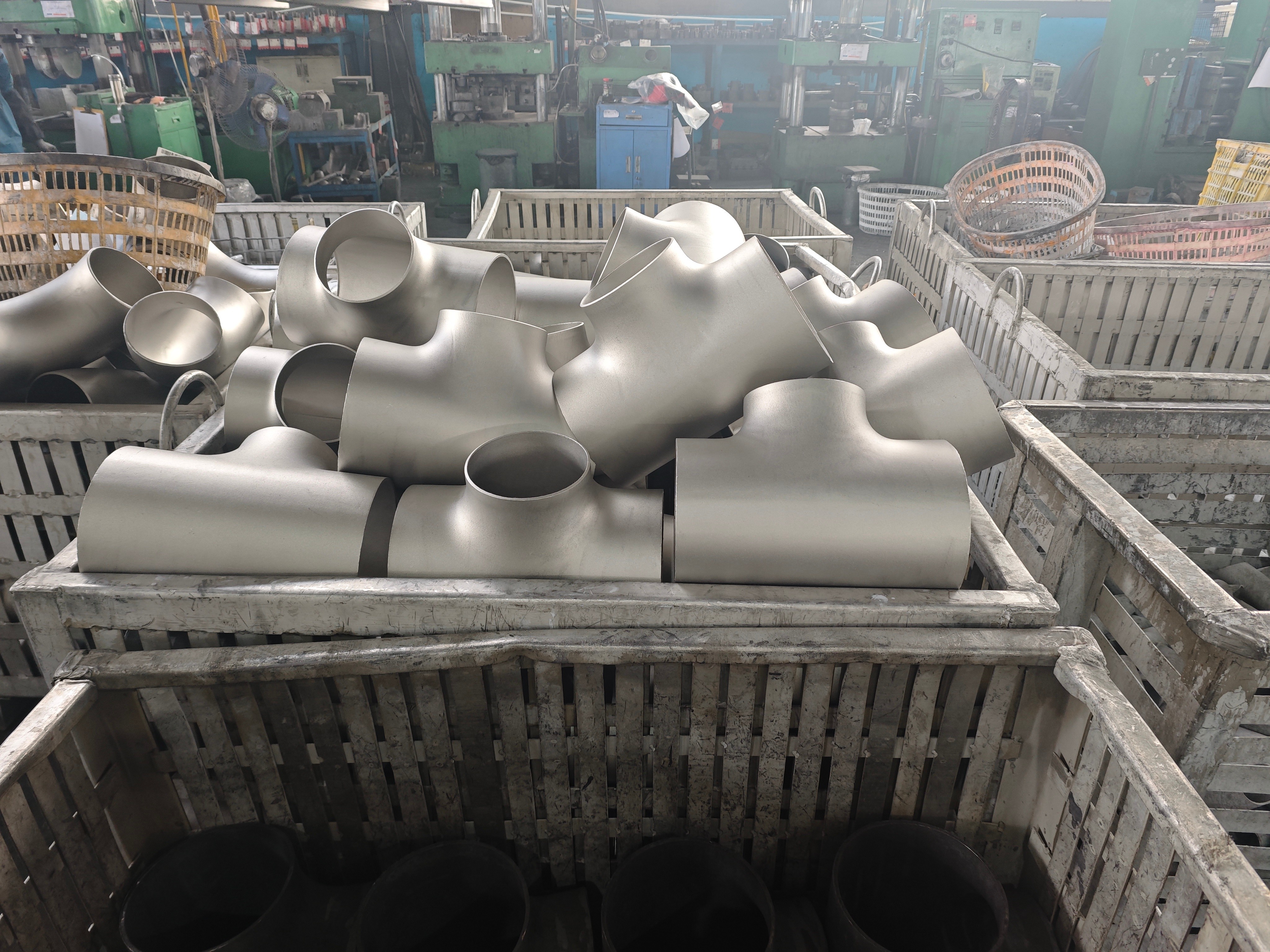 A403 Stainless Steel Butt Welded Pipe Fittings SS Weldable Equal Tee