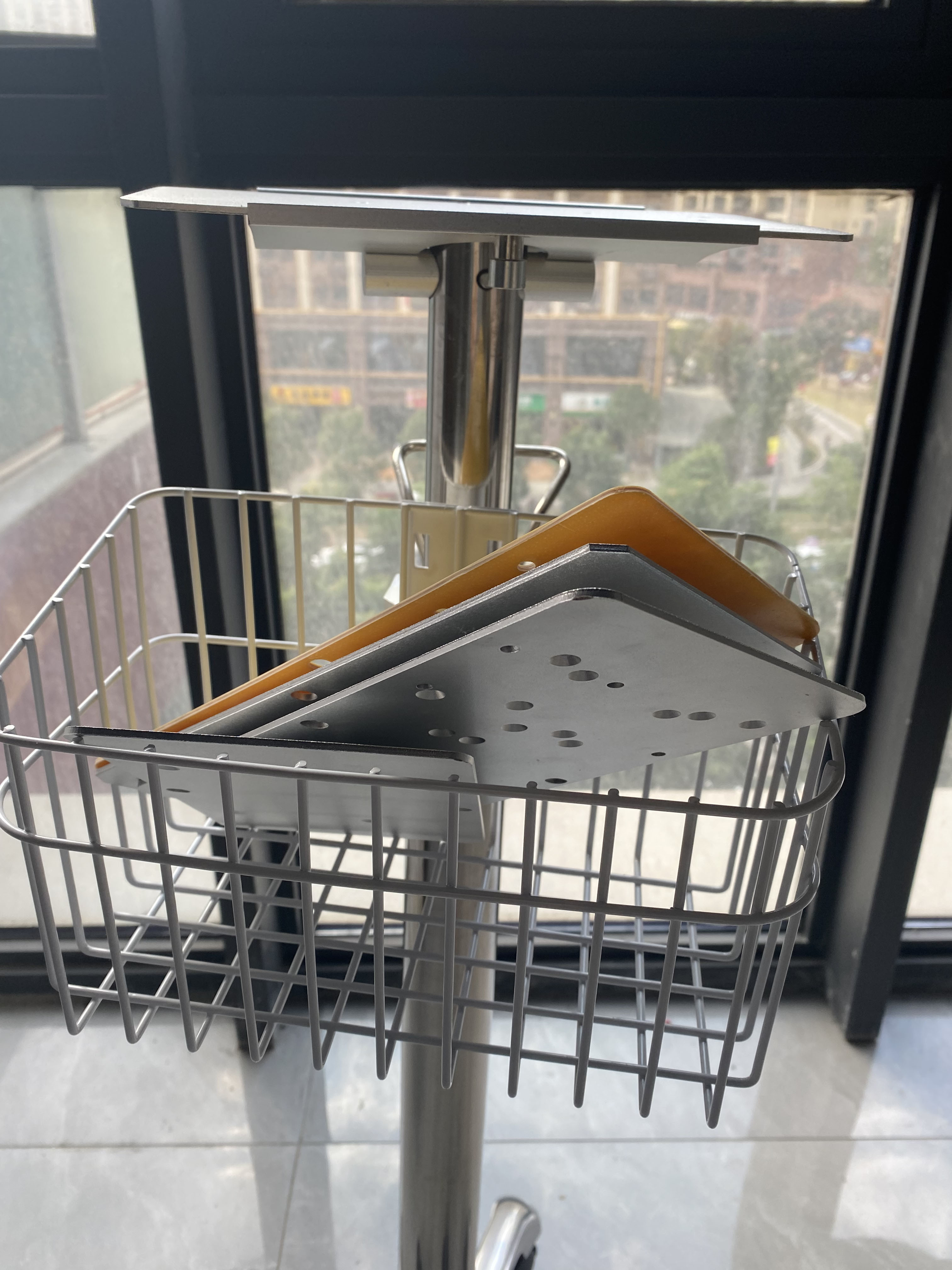 Hospital Wards Aluminium Alloy Wall Mounted Monitor Bracket For Patient Monitor