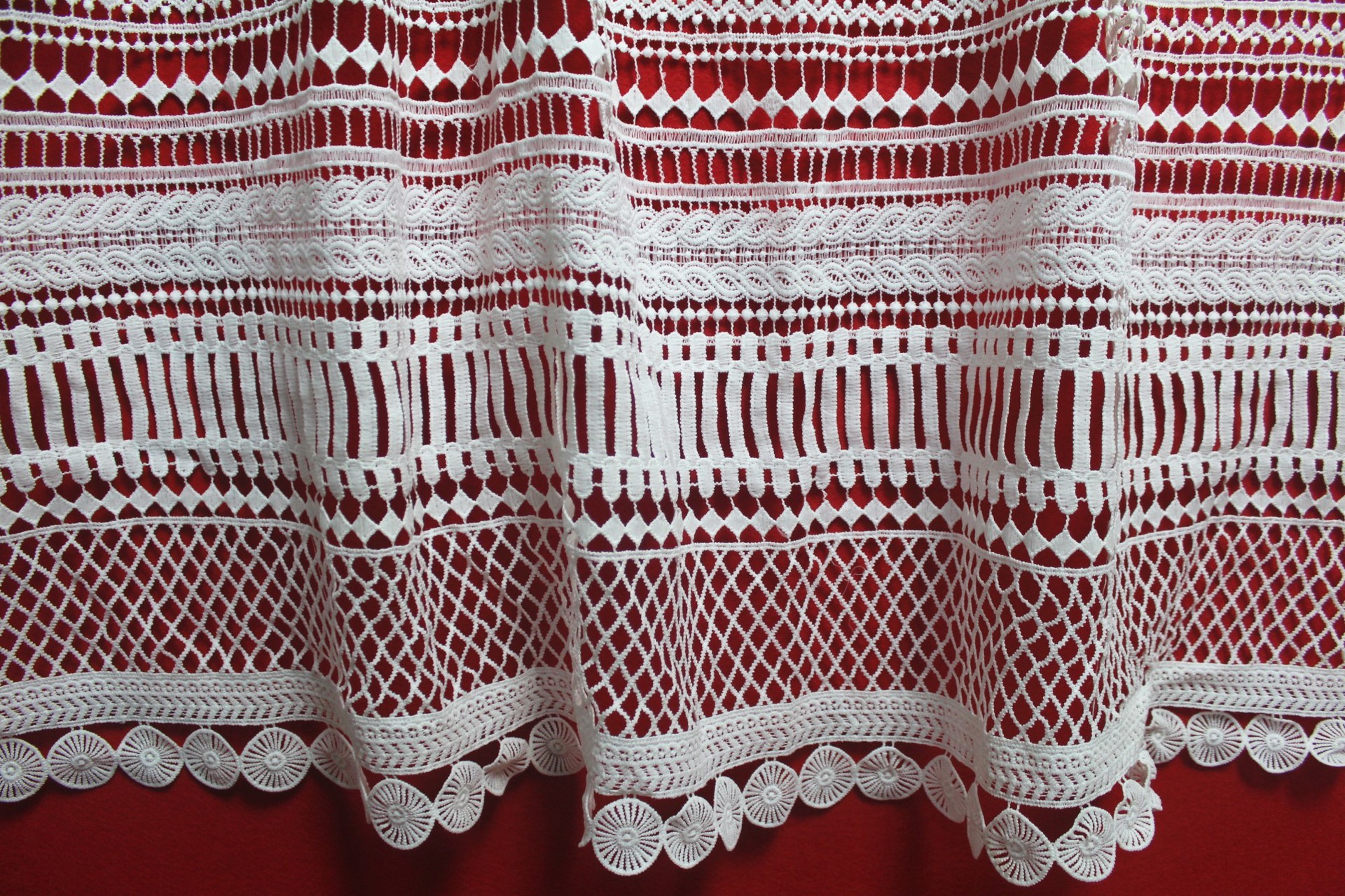Apparel Accessories Chemical Lace Fabric Water Soluble Embroidery lace fabric in Different Color