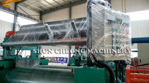 OEM Open Type Rubber Mixing Machine , 2 Roll Mill Machine 90kw