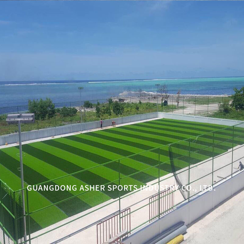 All Weather Resistant Artificial Football Pitches Stem Shape Grass Turf Type