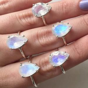 China 925 Sterling Silver Natural Blue Moonstone Ring Moonstone Jewelry Design wholesale