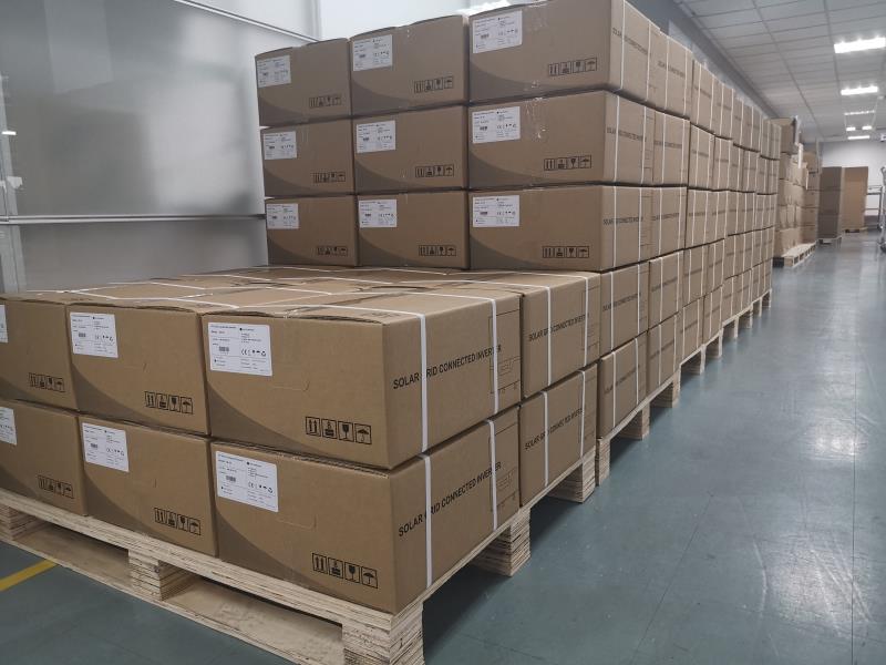 CDS solar China 5kw 10 kw off grid solar power system 3 phase with battery system