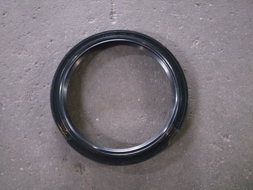 Corrosion Resistant Oil Ring Seal , 105x130x12mm Hydraulic Oil Seal