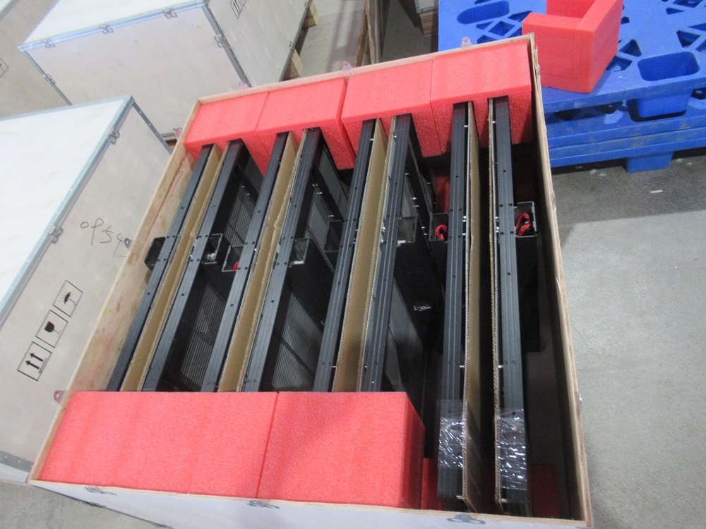 Windows Transparent LED Screen 1000mm Panel Size LED Mesh Screen 32768 Dots/M2 Pixel Density