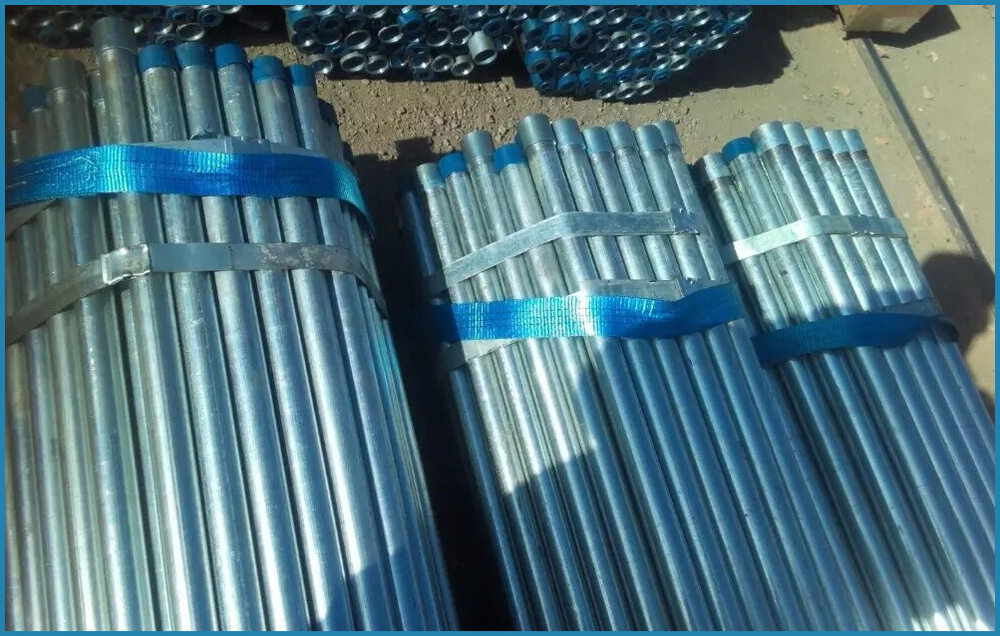 hot dip galvanized steel pipe threaded on both ends