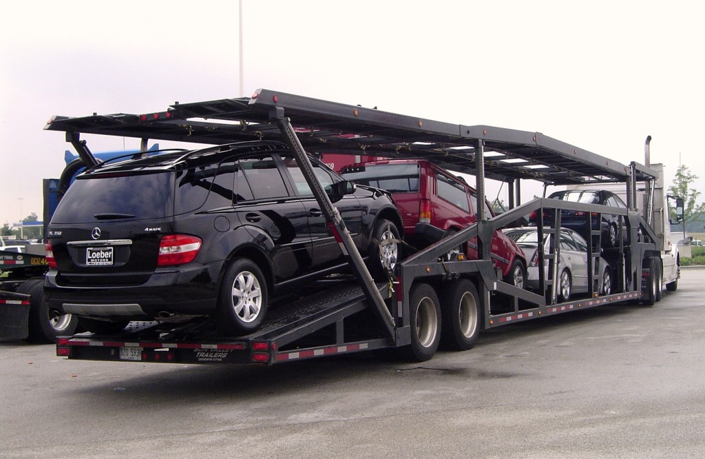 3 Axles Car Carrier Semi Trailer with Steel Material and 40000KG Payload