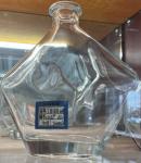 500ml 700ml Round Shape Clear Glass Wine Bottle for Beverage Whisky Rum Tequila