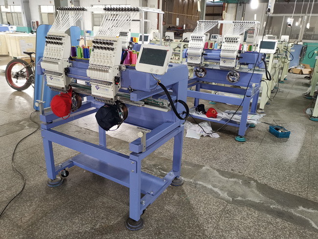 12 Needles Two Head Embroidery Machine 1580 X 920 X 1060mm 50 / 60 Hz