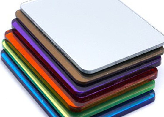 Eco Friendly Modern Silver Wall Mirror , Attractive Design Home Interior Mirrors