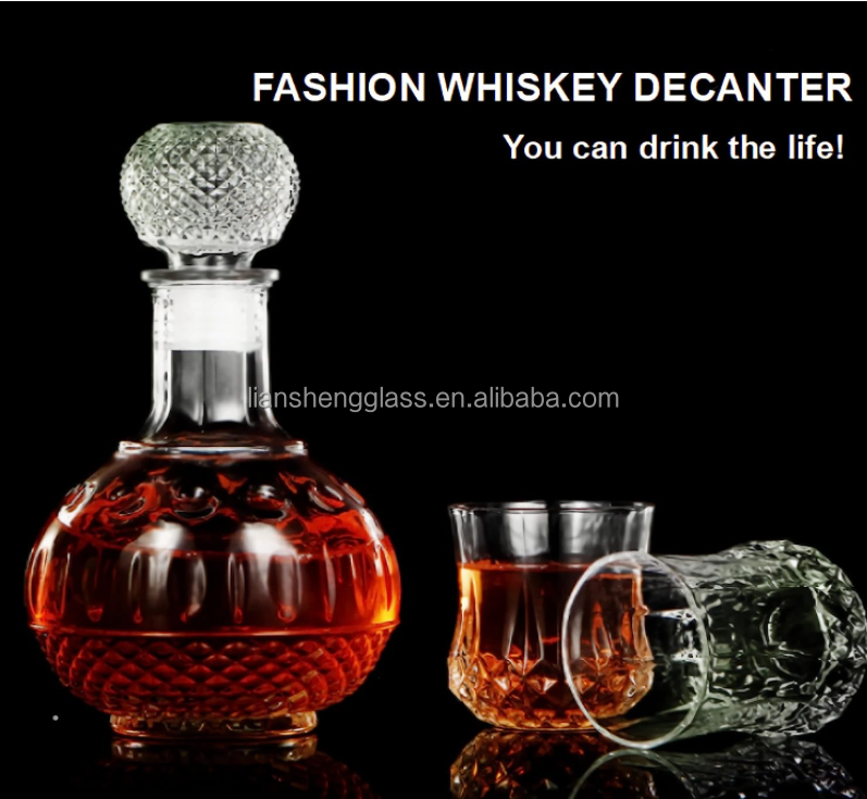 Glass Collar Customized Logo 750ml Whisky Decanter For Luxury Carved Liquor Decanter