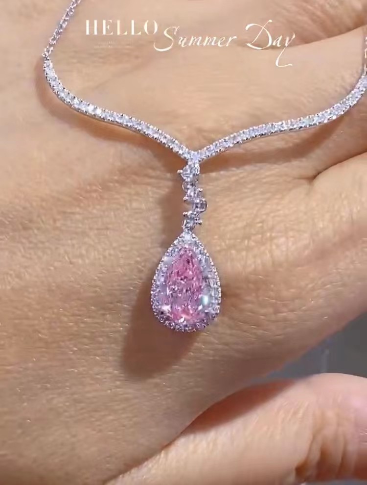 1.97ct Lab Grown Diamond Pendants Necklace Pear Cut Pink Color Customized
