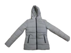 China Solid Ladies Hooded Padded Jackets Quilted Nylon Packable Puffer Coat Women'S wholesale