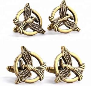 China Sport 3D Design Round Cufflinks Boyfriend Husband Men's Shirt Animated Engraved Soccer Zinc Alloy Cuff Link 3D wholesale