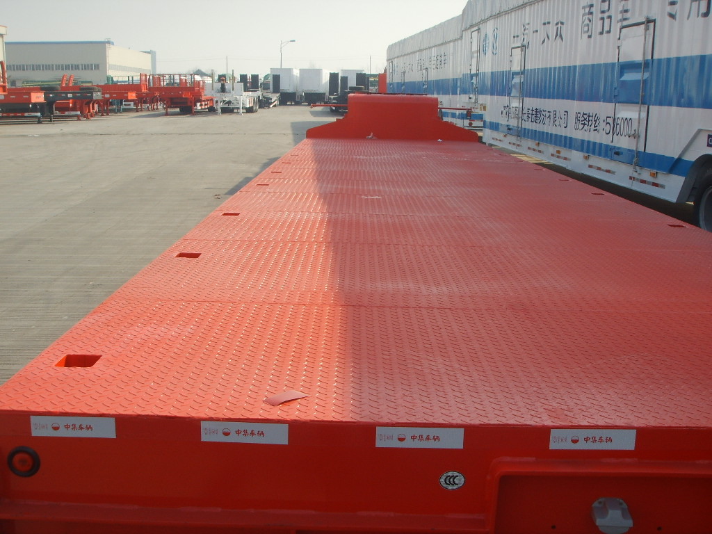 Heavy duty trailer low bed semi trailer 3 / 4 / 5 axles 50 / 80 / 100 tons