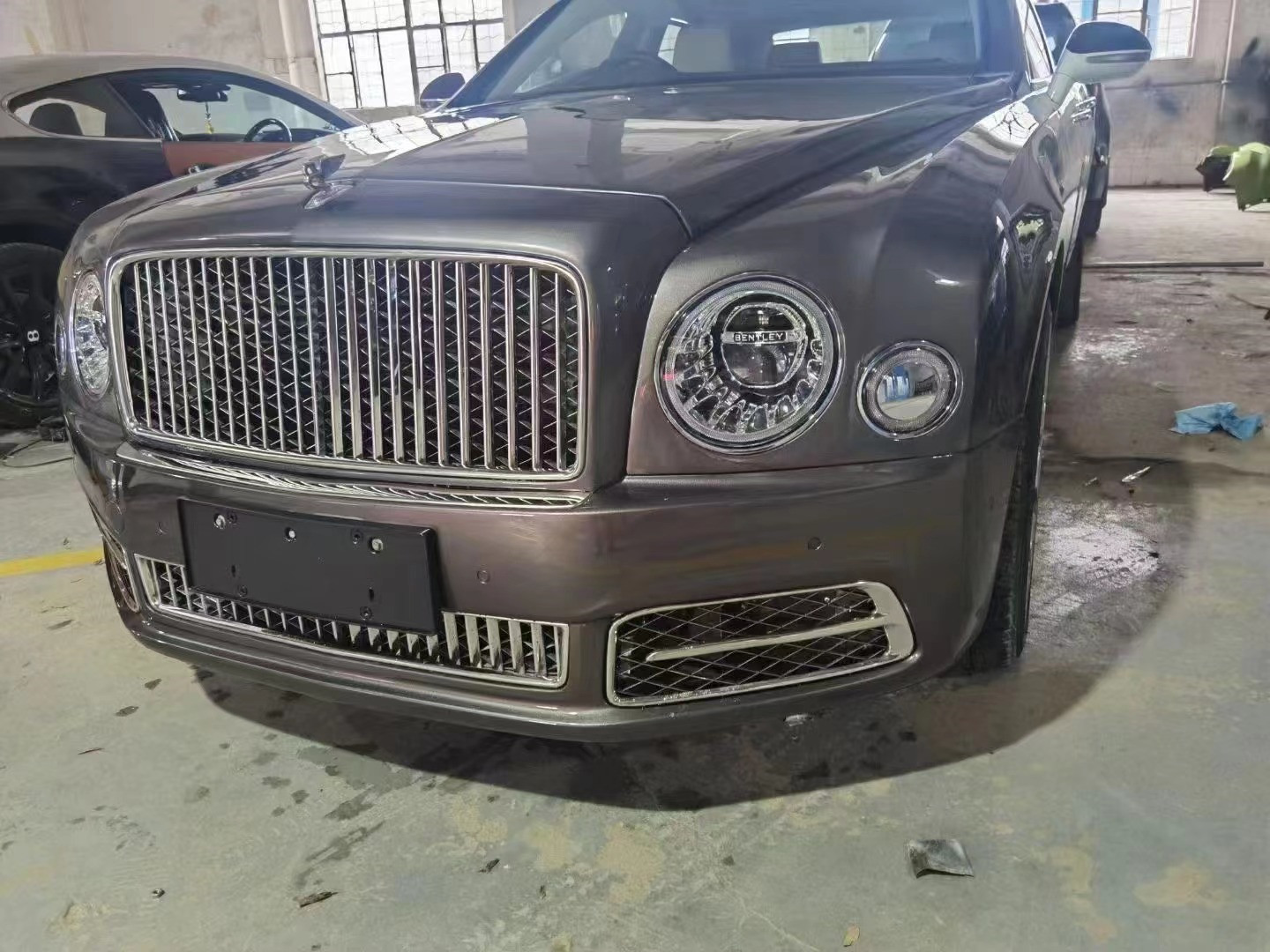 For Bentley Mulsanne Body Kit Mulsanne Upgraded with New Front and Rear Bumper Headlights and Taillights