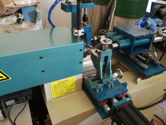 Wooden handle woodturning form cutter automatic wood lathe