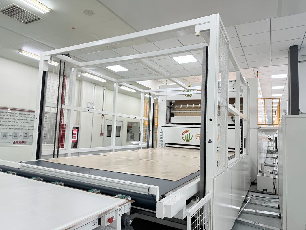 Factory in China Industrial Improve Production Efficiency Fully Automatic Thermal Film Sheet Hot Press Dry Solar Module Production Line Laminating Machine