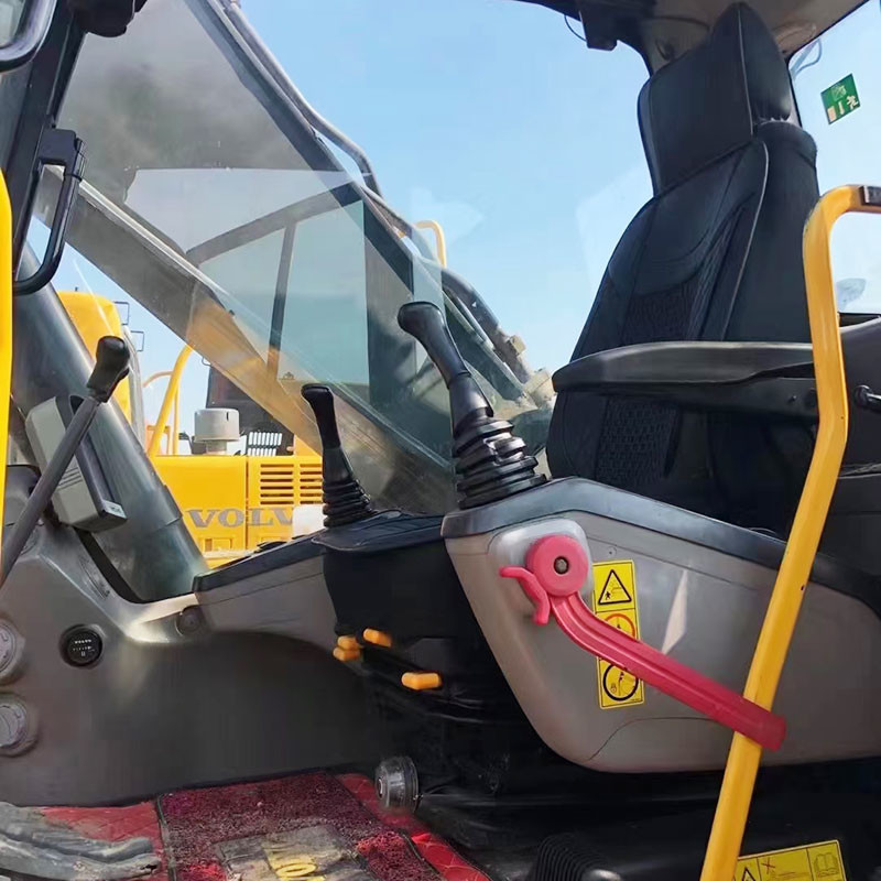EC250 Used Volvo Construction Equipment 168KW 470L Large Fuel Tank 1.5m3 Bucket Capacity