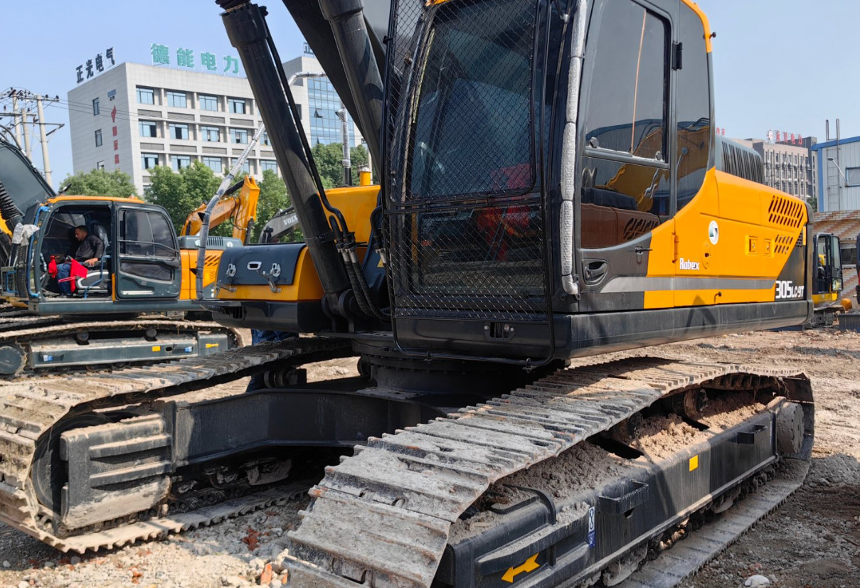 Korea Brand 1.44 M³ Bucket Capacity Used Hyundai 305 Excavators 30 T Mining Digger Machine