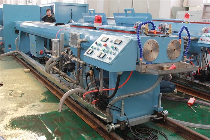 16 - 63mm PVC Pipe Manufacturing Machine , Plastic Pipe Extrusion Machine Independent Control