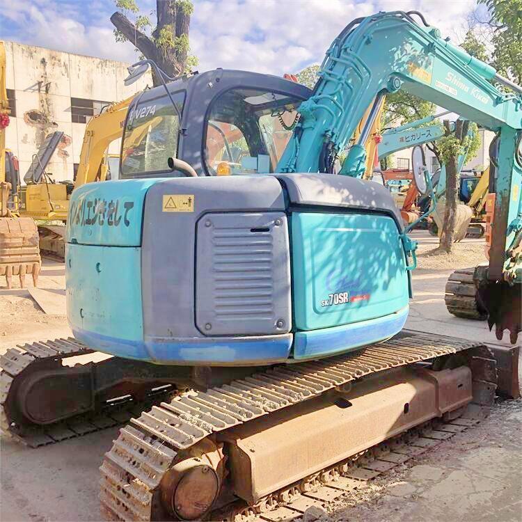 Good health 7 ton Japan original excavator used kobelco sk70 digger machine in Shanghai