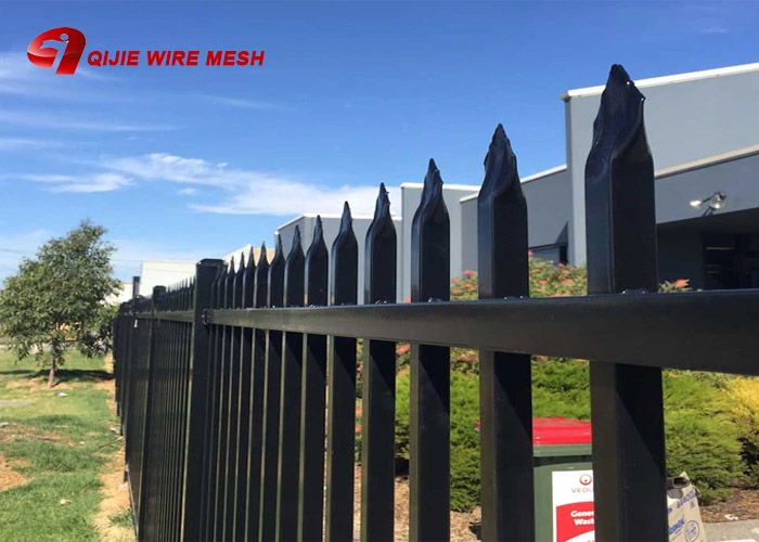 garrison fence-001