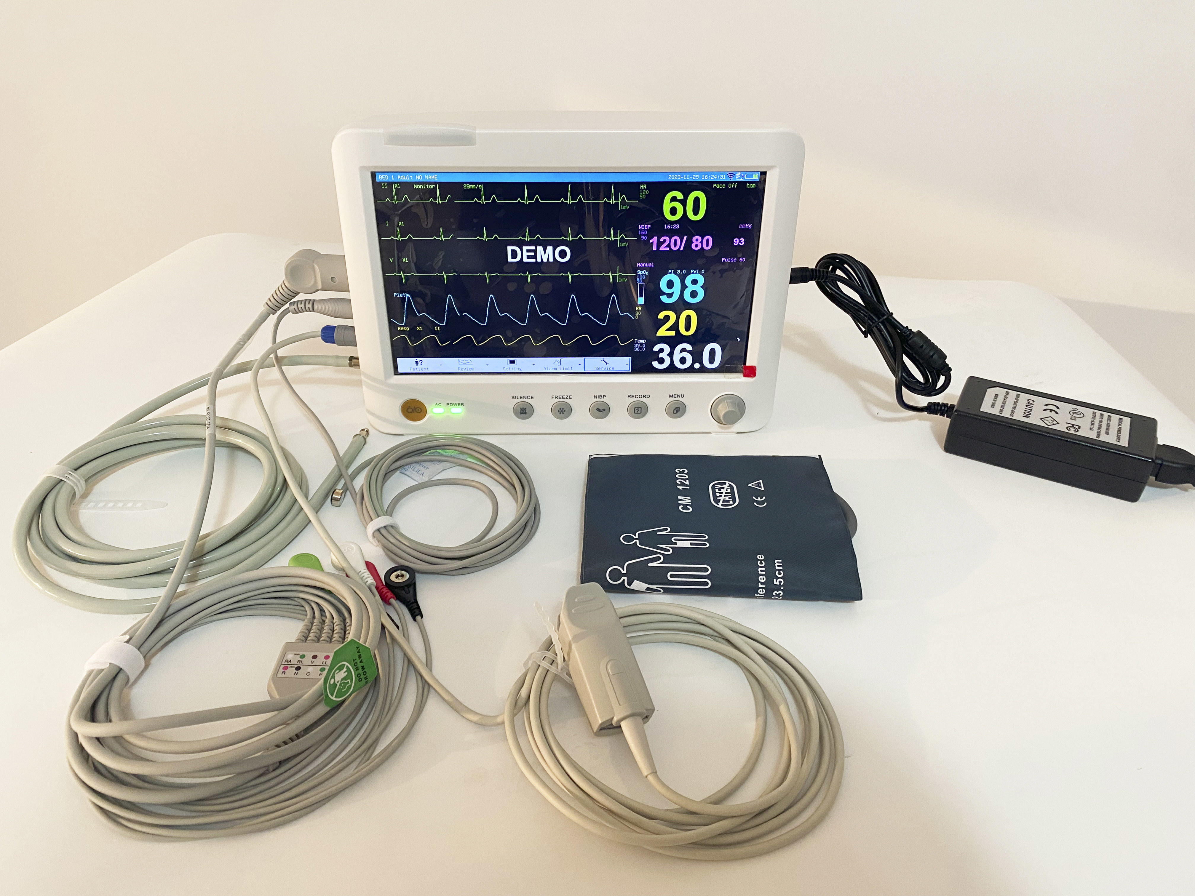 RESP Multi Parameter Patient Monitor With Bracket 10.1 Inch Display Monitor For Hospital Bedside